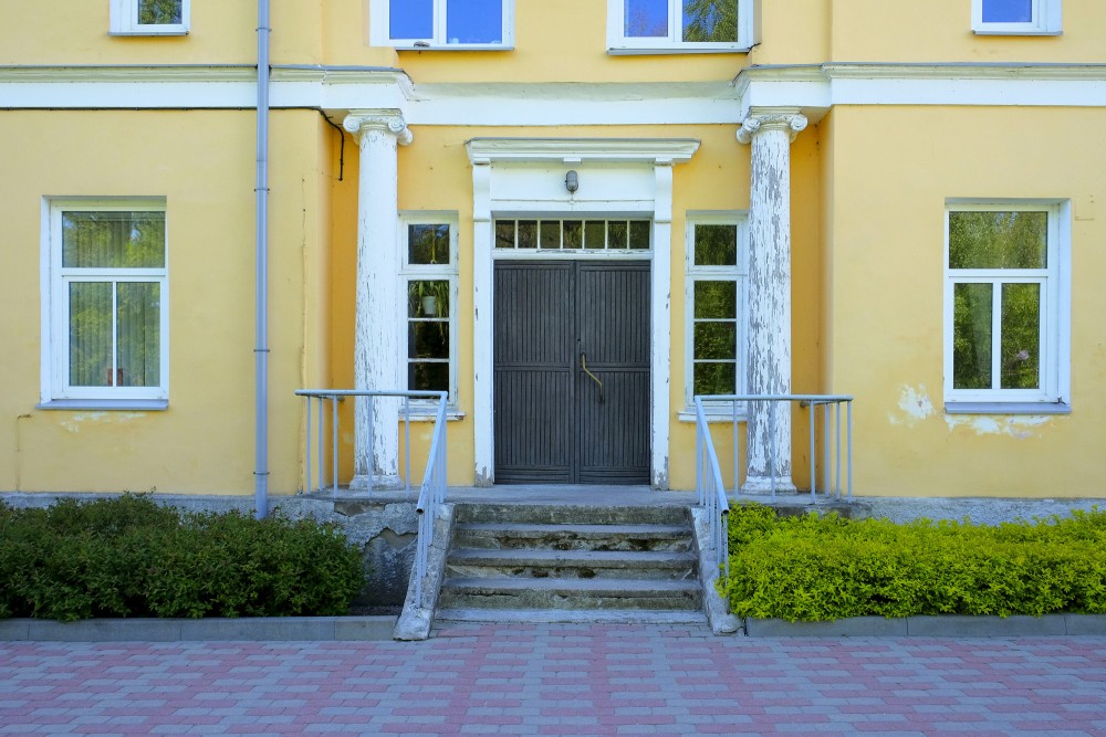 Dunalkas muižas ieejas portāls