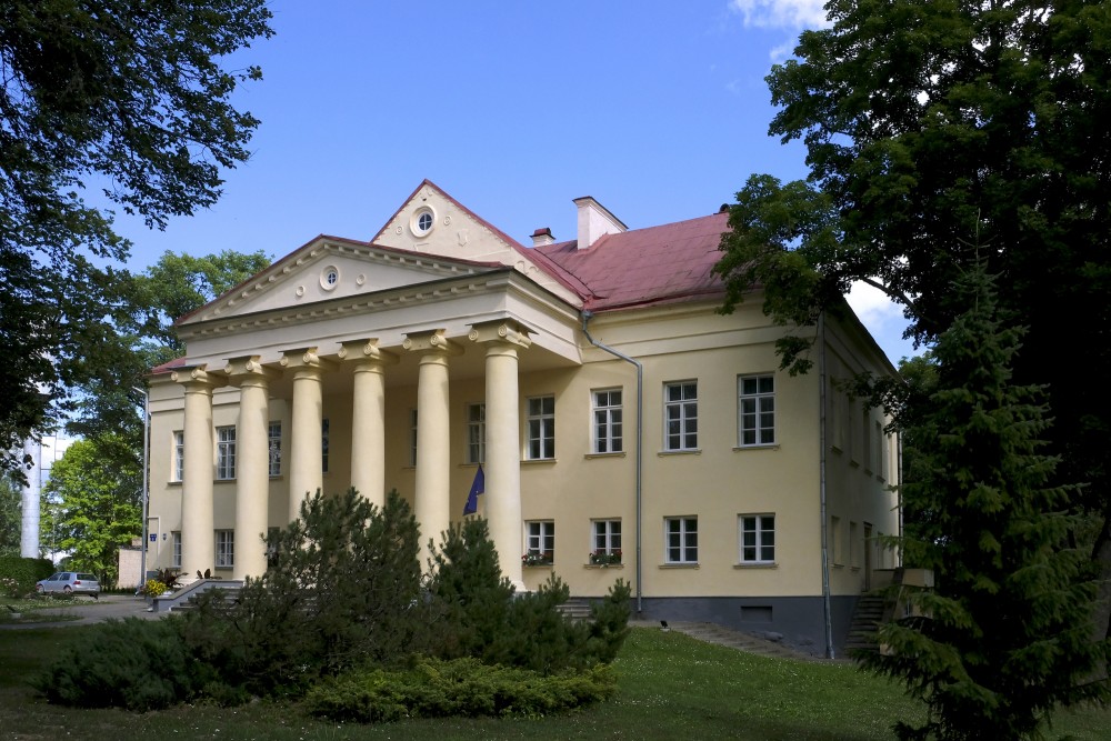 Vārkavas muižas pils