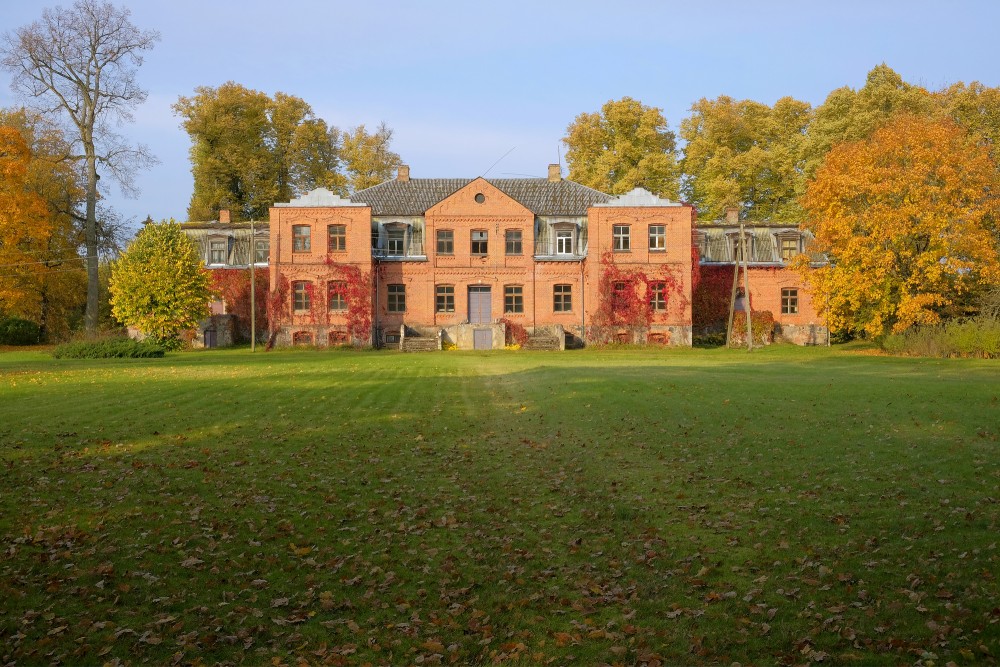 Katvari Manor House