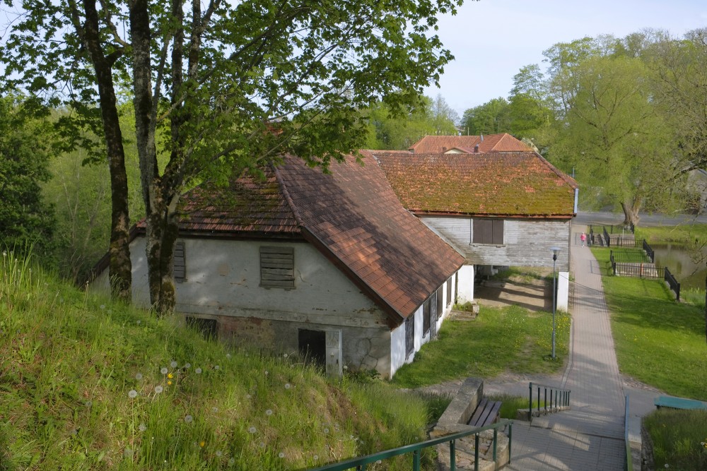 Aizputes ūdensdzirnavas
