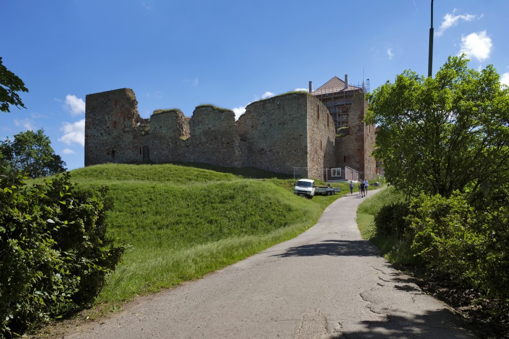 Bauska Castle Complex, Livonia Order Castle Ruins