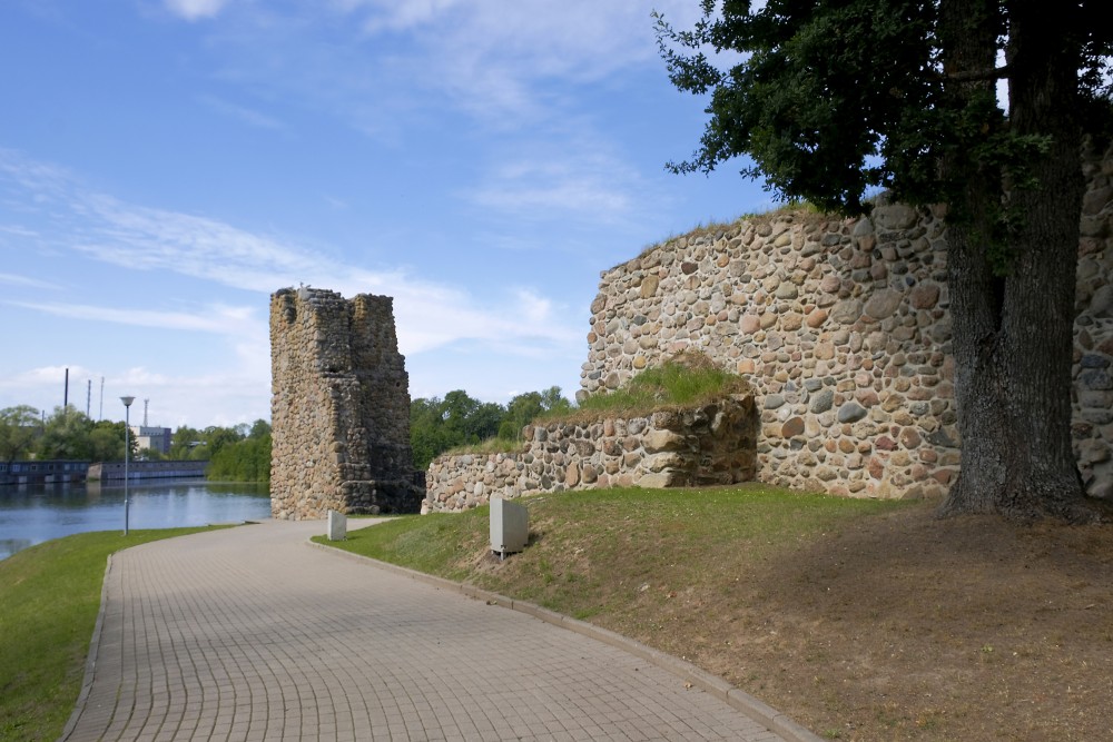 Alūksnes Livonijas Ordeņa pilsdrupas