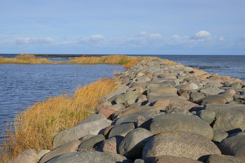 Roja Southern Breakwater