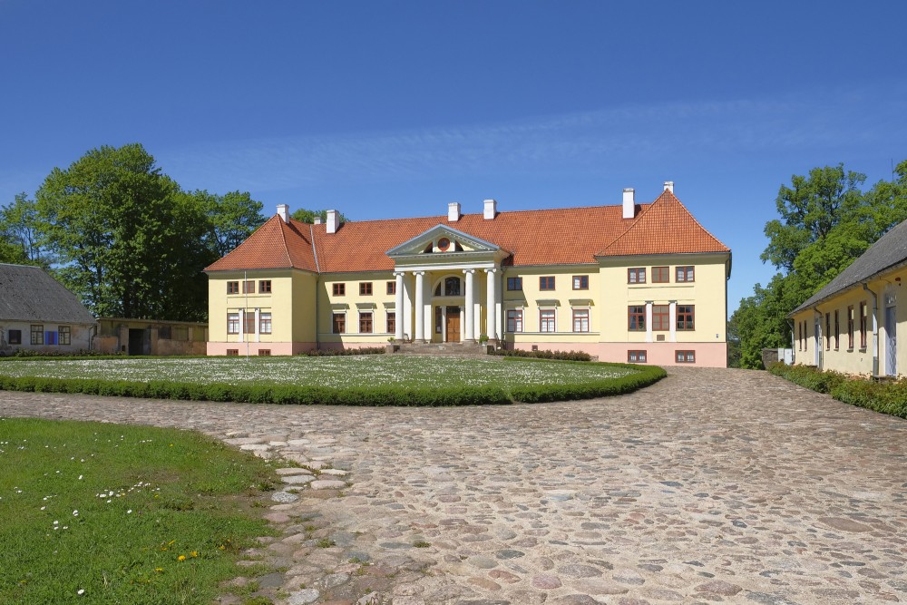 Durbe Castle
