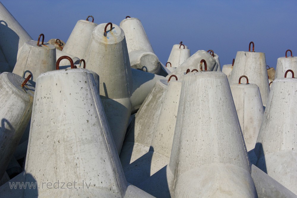 New Tetrapods in the South Pier of Ventspils