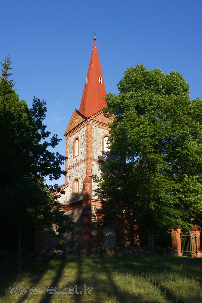 Rindas evaņģēliski luteriskā baznīca Rindas evaņģēliski luteriskā baznīca