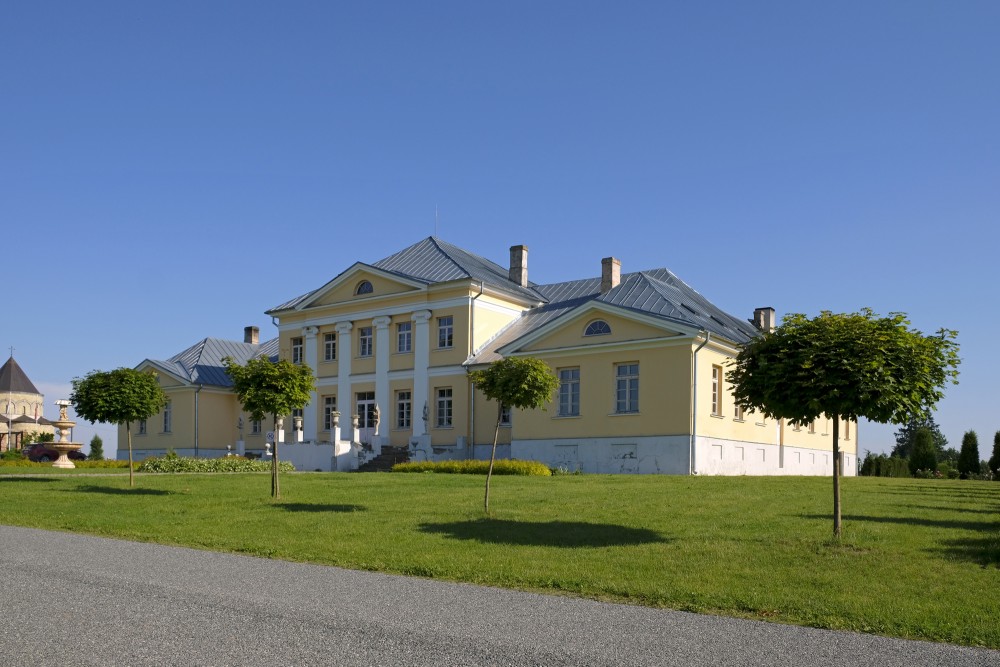 Brukna Manor House