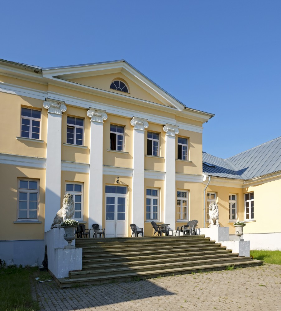Brukna Manor House