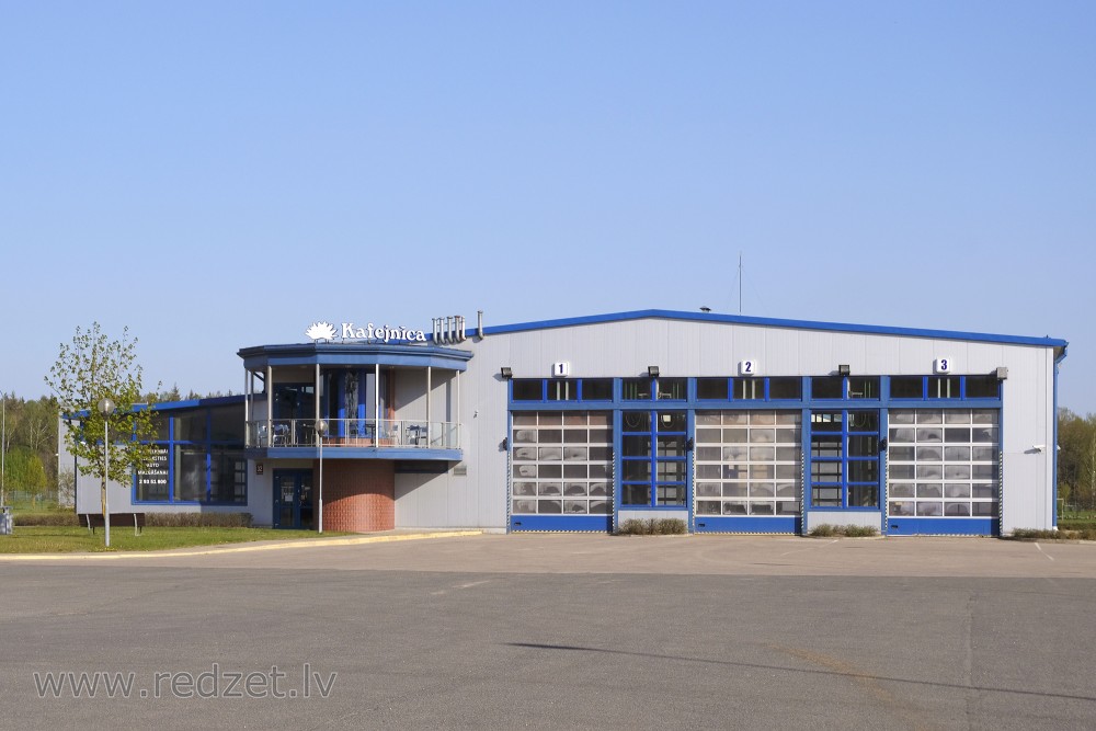  INTRANSSERVISS Ltd Car Wash and Cafe "Ūdensroze"