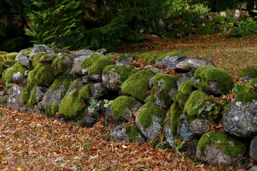 Stone Fence Of Rinda Lutheran church