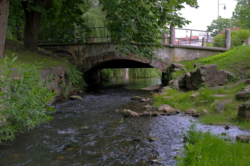 The bridge over Alekšupīte next to St. Catherin Church