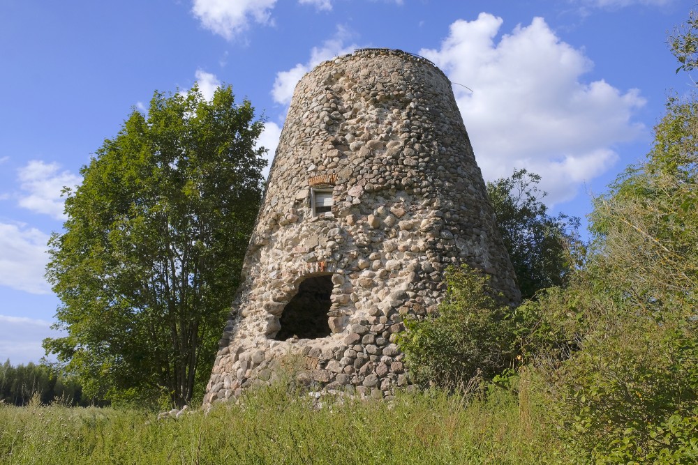 Jaunviesābi Windmill
