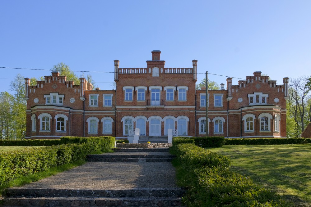 Mežmuiža Castle