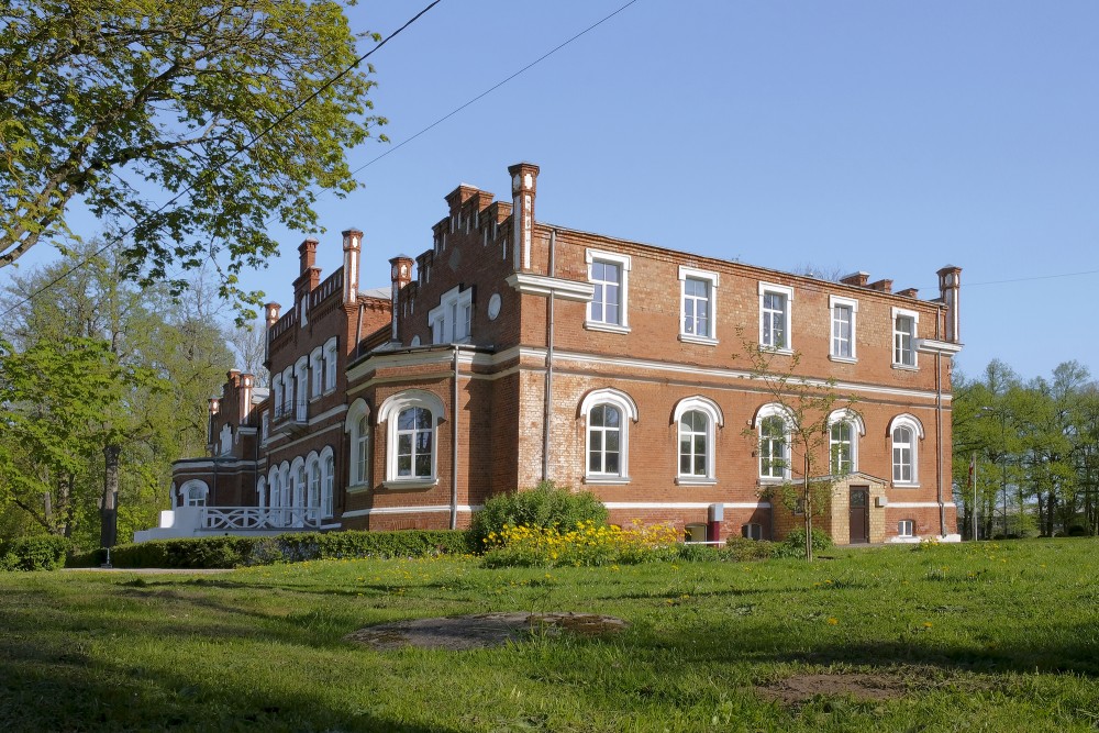 Mežmuiža Castle