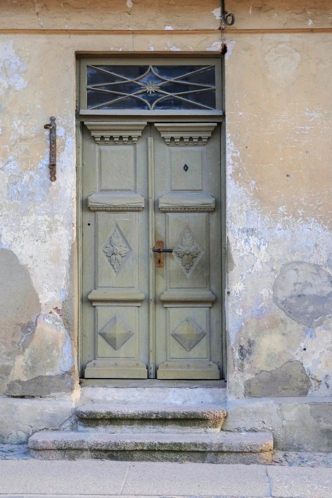 Wooden door, Old Town of Kuldīga, Jelgavas street 27