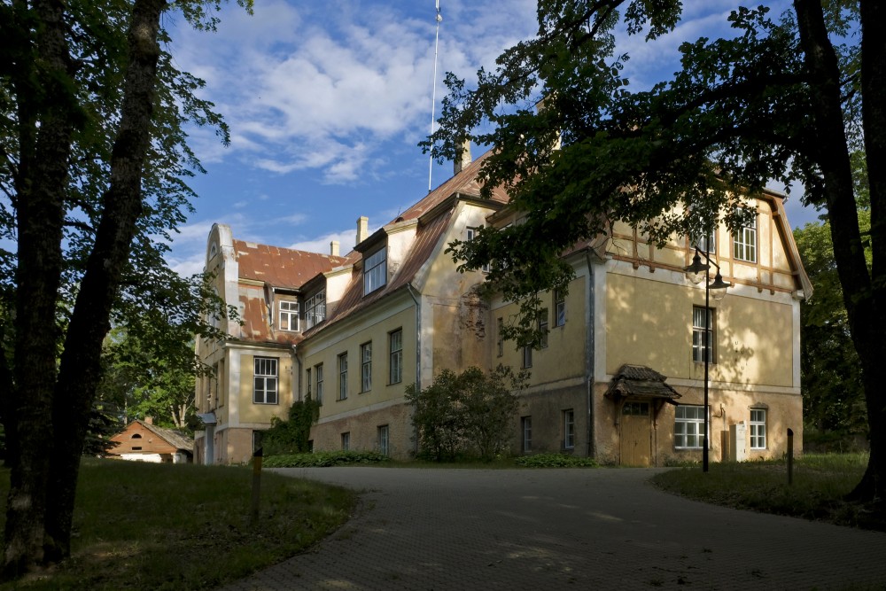 Vecbebri  Manor House