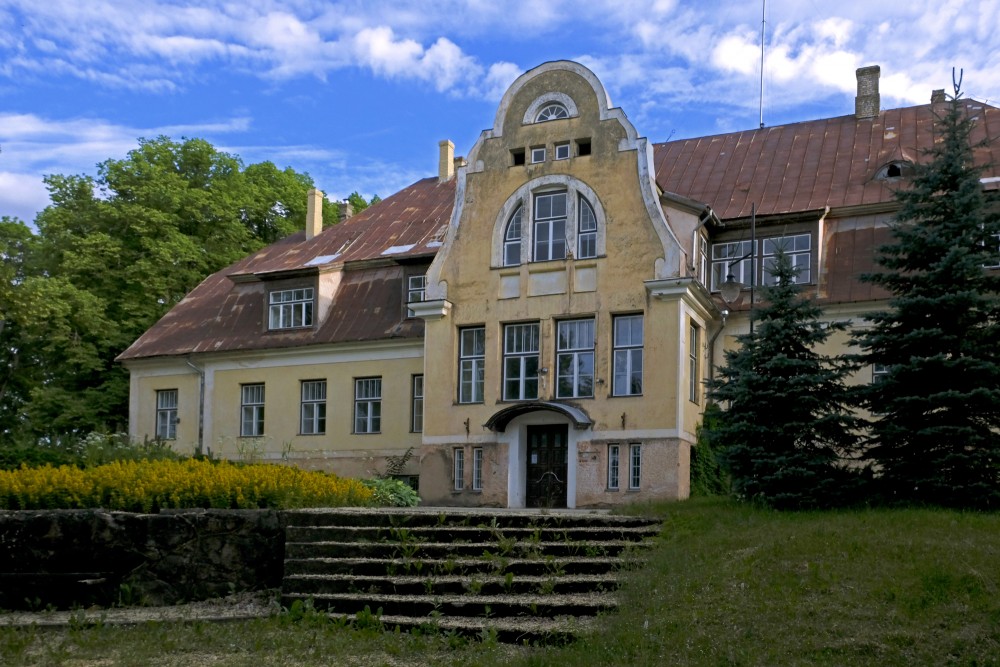 Vecbebri  Manor House