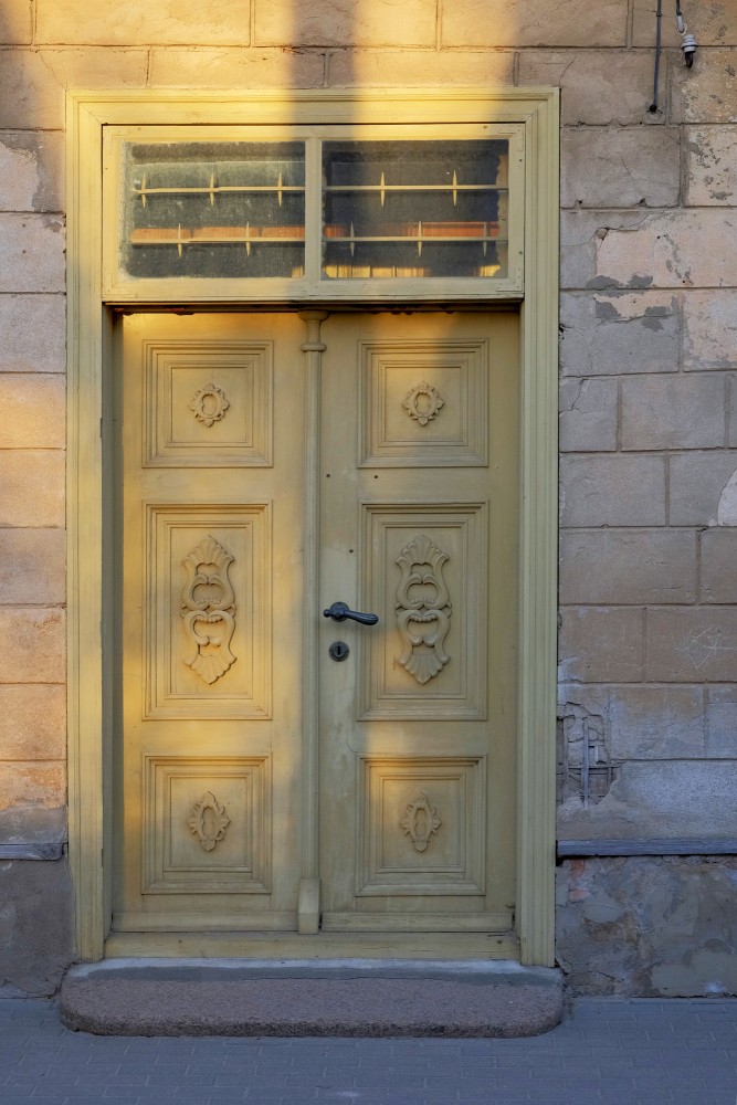 Wooden door, Old Town of Kuldīga, Skrundas street 14