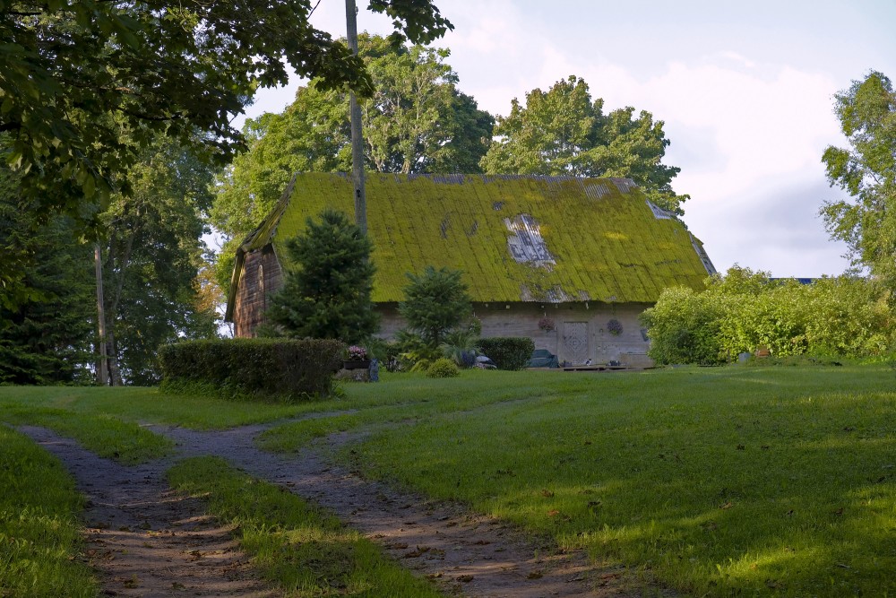 The Wooden Barn of the Allaža Manor