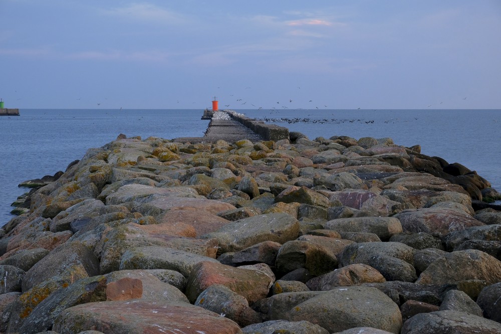 Roja Southern Breakwater