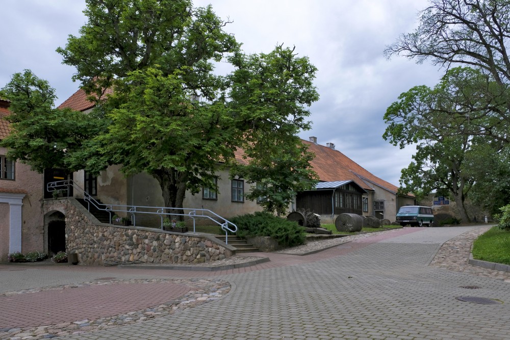 Latvian Road Museum, Šlokenbeka Manor