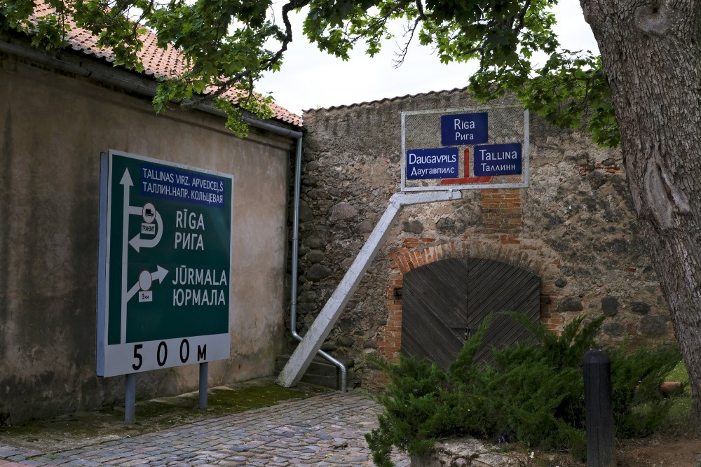 Latvian Road Museum, Šlokenbeka Manor