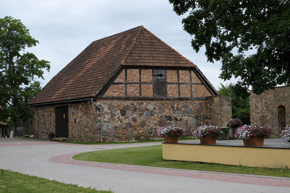 Šlokenbeka Manor Ensemble