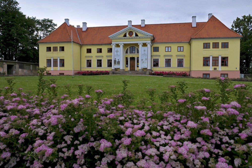 Durbe Manor House