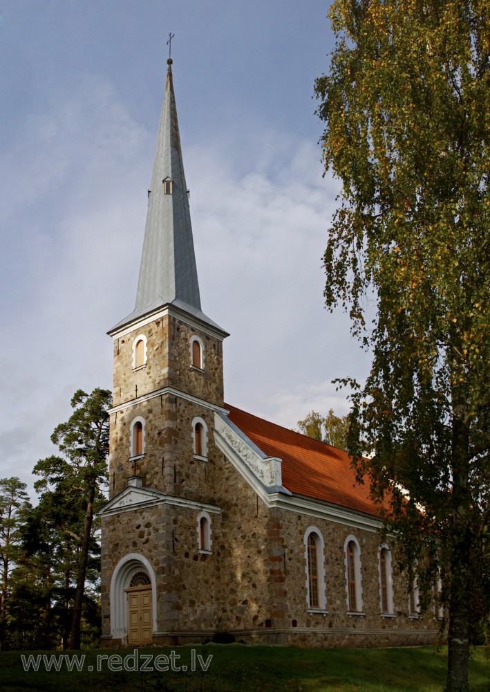 Mazirbes luterāņu baznīca