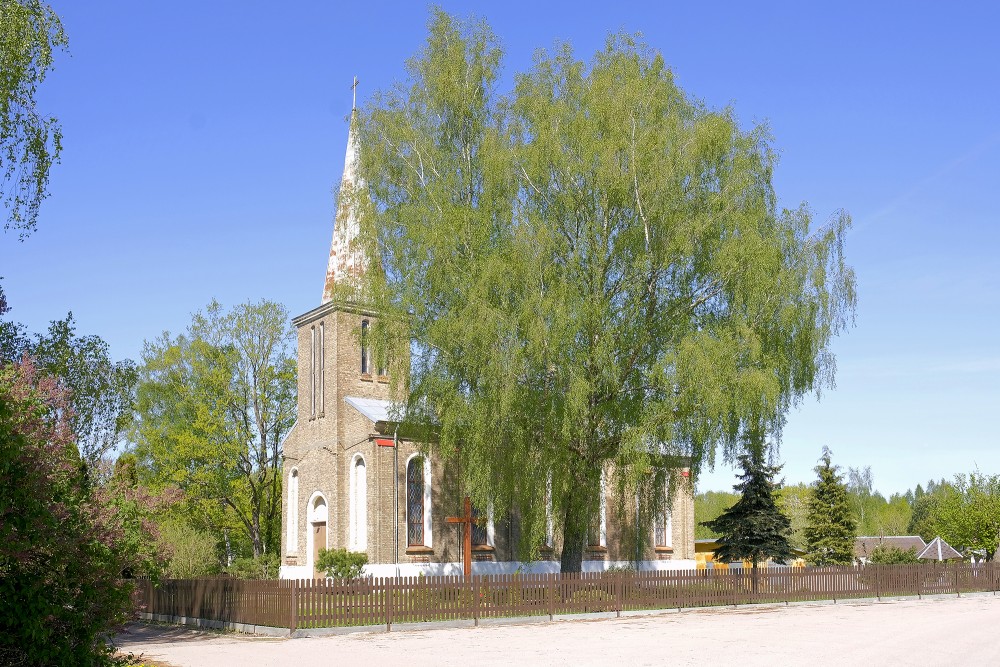 Pēternieku katoļu baznīca