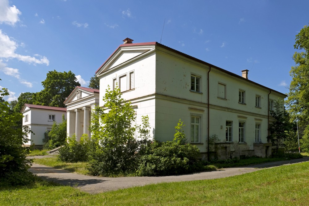 Zentene Manor House