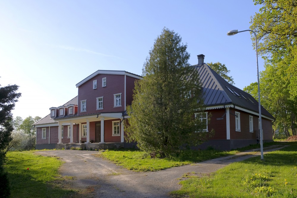 Dzimtmisa Manor