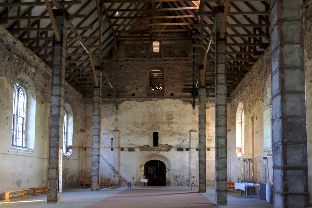 Iecavas luterāņu baznīcas iekštelpas Iecavas luterāņu baznīcas iekštelpas