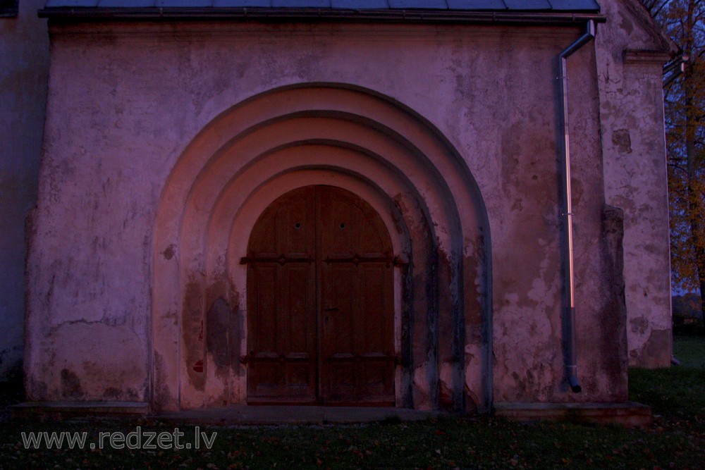 Kabile Church door