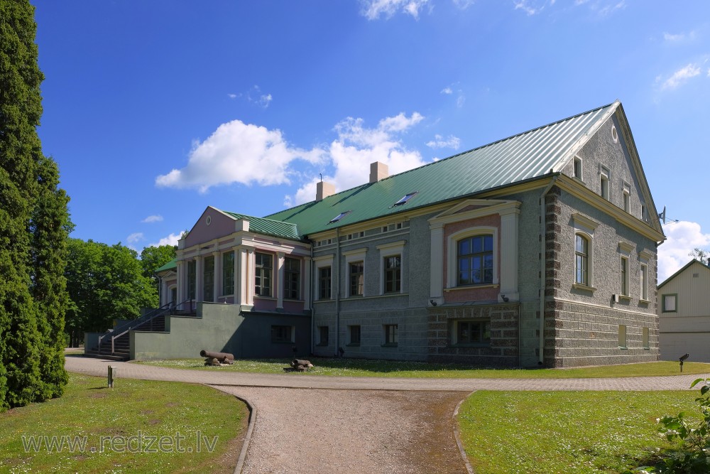 Baronu fon Firksu pilsētas māja Villa Hochheim