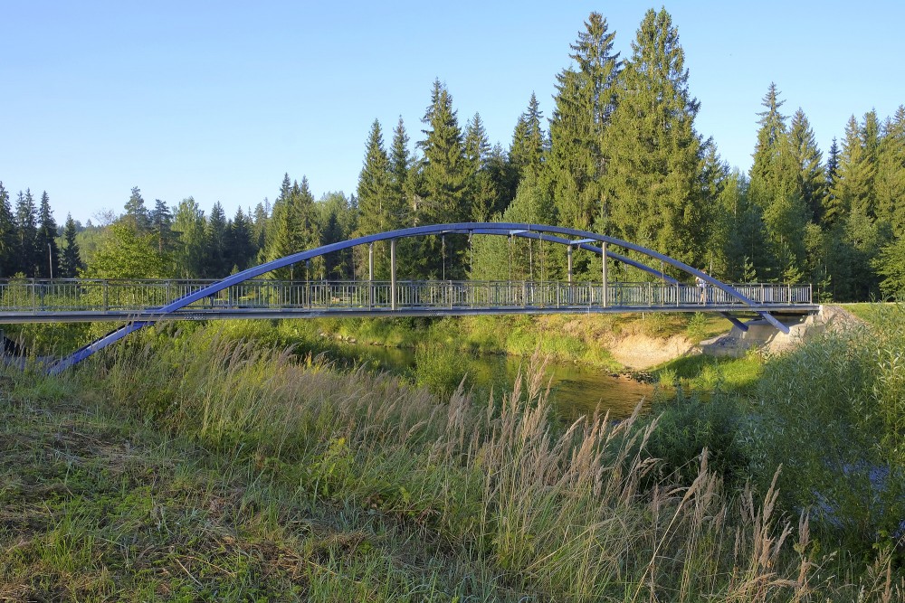 Gājēju tilts pār Amatu Melturos