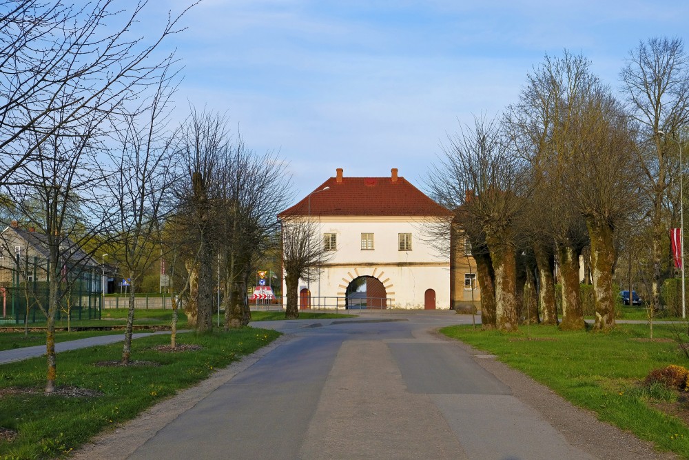 Priekules Zviedru vārti