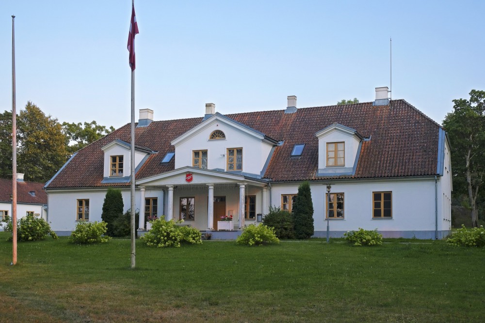 Skangaļu muižas kungu māja