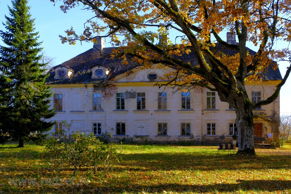 Ziemeri Manor House