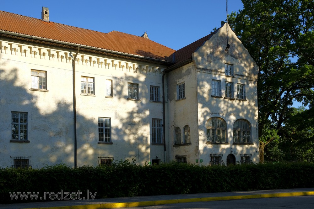 Dundagas pils priekšpuse