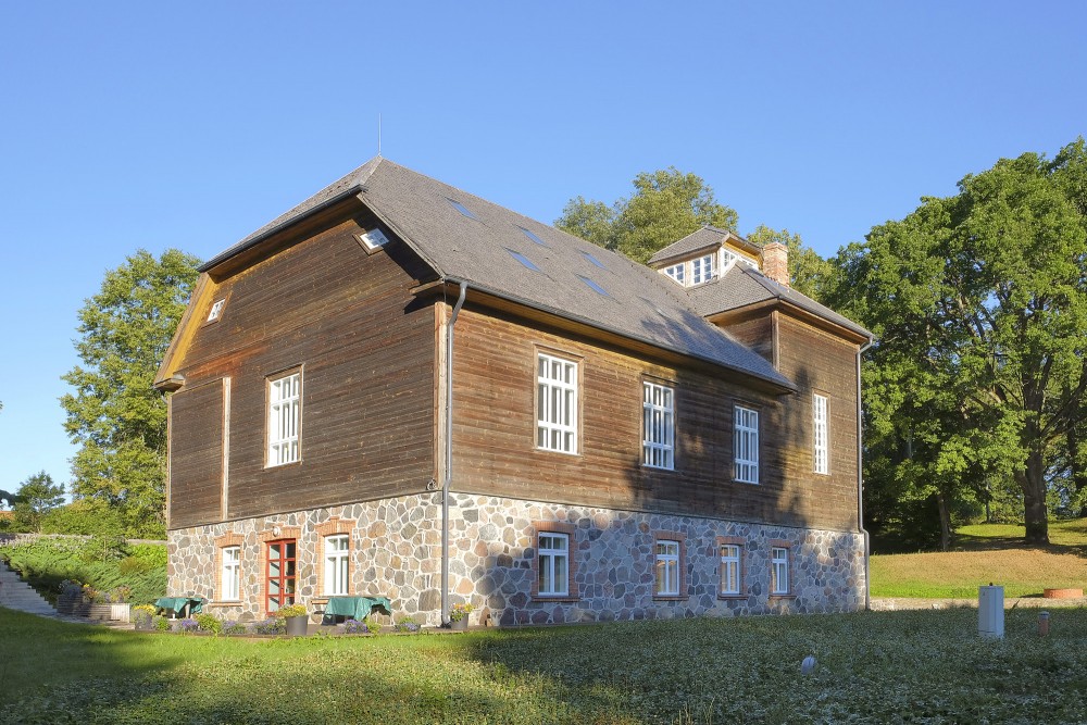 Mujānu biedrības nams