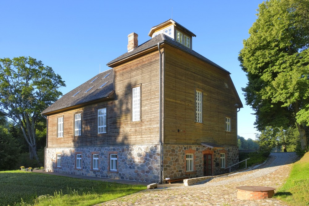 Mujānu biedrības nams