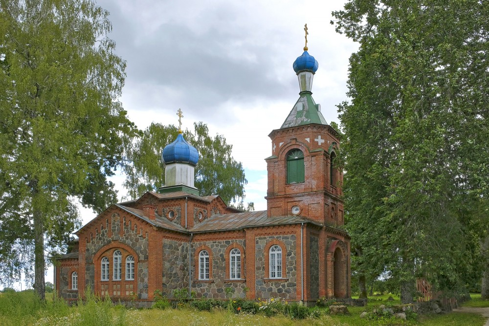 Alojas luterāņu baznīca