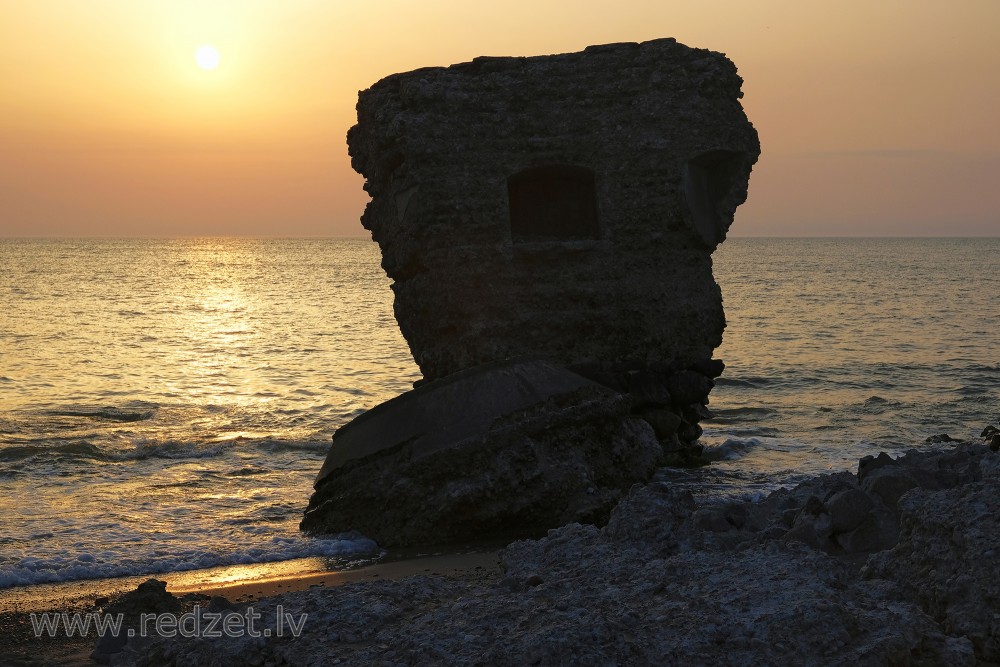 Ruins Of The Northern Forts At Sunset