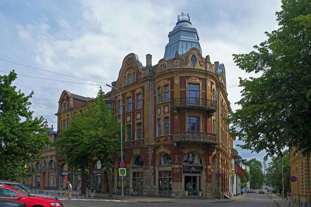 Building on Graudu Street 44, Liepāja