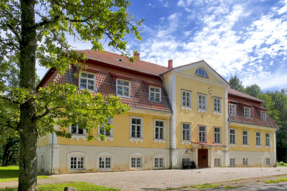 Beļava Manor House