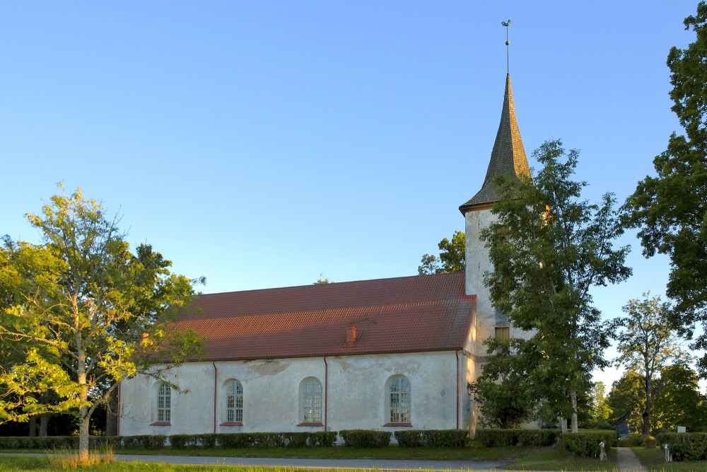 Ēveles evaņģēliski luteriskā baznīca