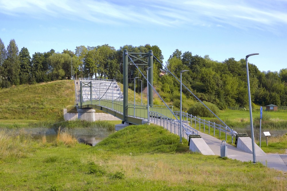 Gājēju tilts pār Mūsas upi Bauskā Gājēju tilts pār Mūsas upi Bauskā