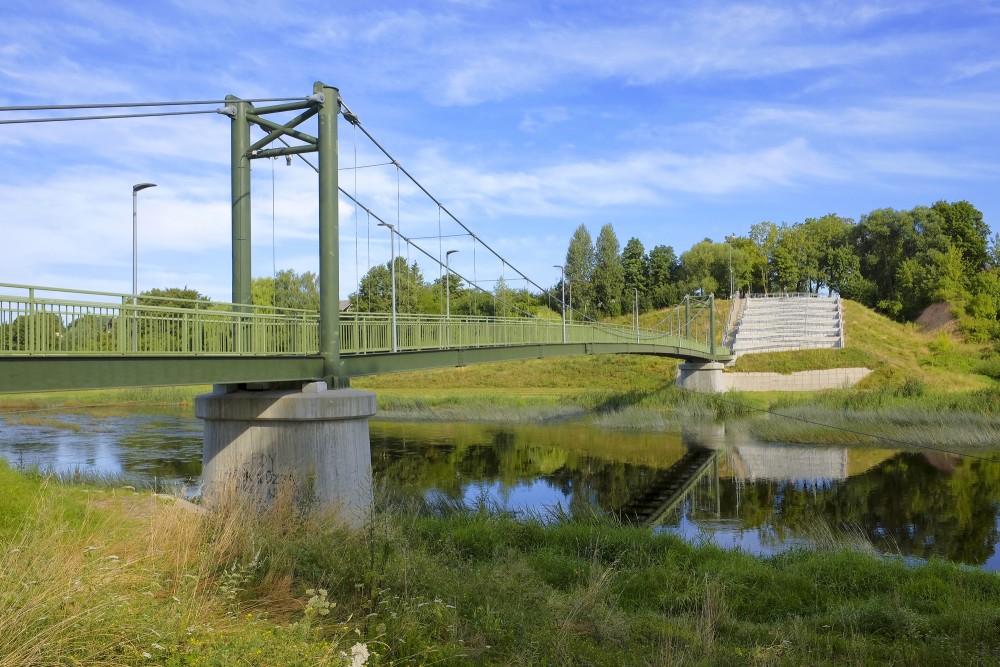 Gājēju tilts pār Mūsas upi Bauskā