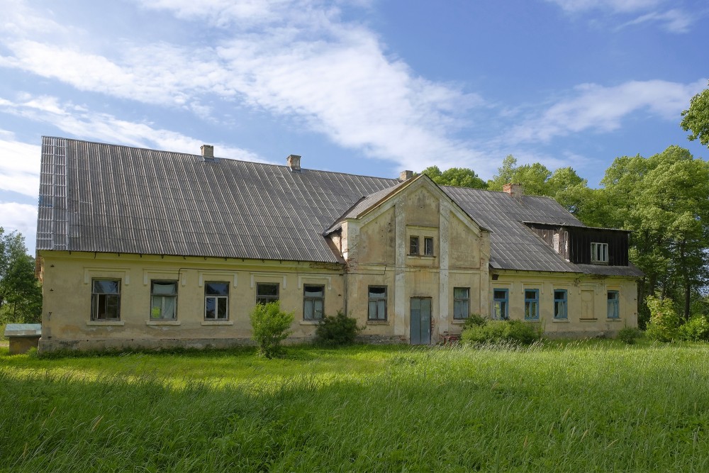 Grenču muižas kungu māja